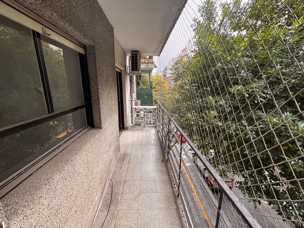 Amplio 4 ambientes + dependencia con balcon al frente - Palermo ¡Ideal para familias!