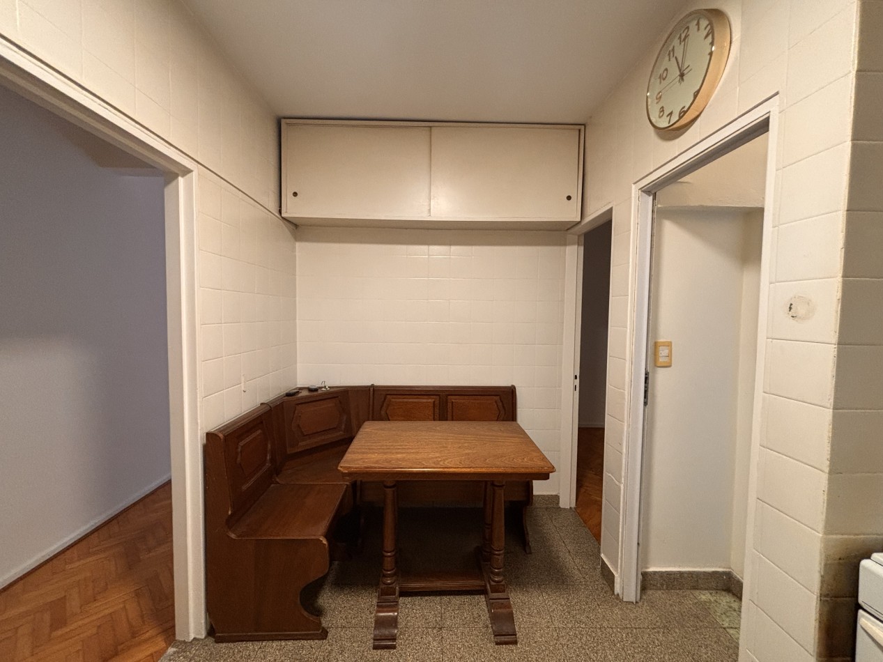 Amplio 4 ambientes + dependencia con balcon al frente - Palermo ¡Ideal para familias!