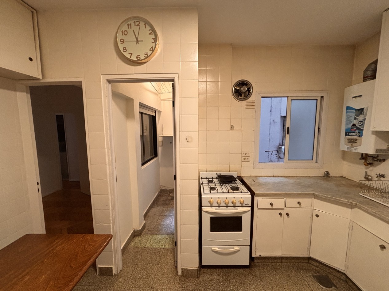 Amplio 4 ambientes + dependencia con balcon al frente - Palermo ¡Ideal para familias!