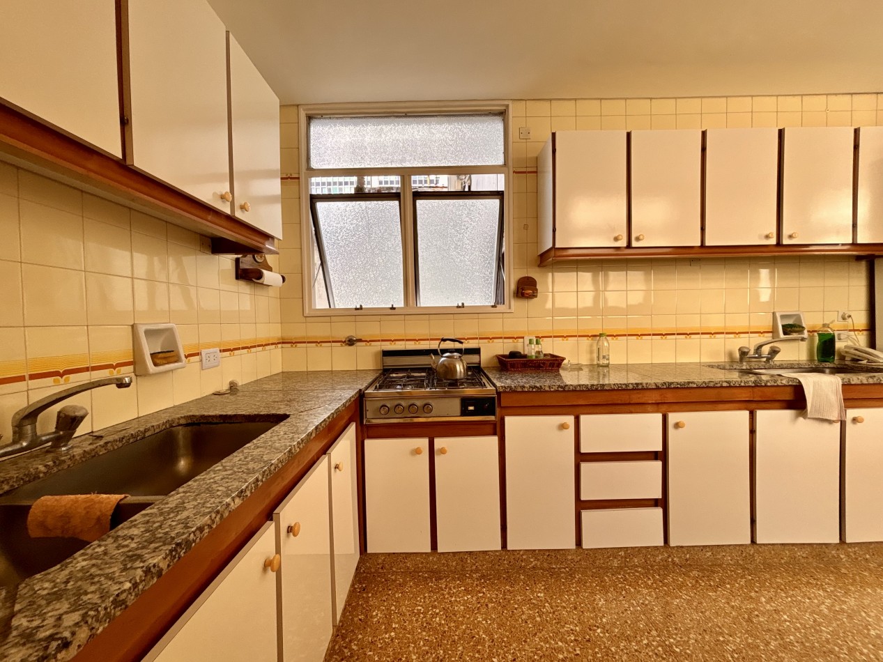 Sofisticado Departamento de 4 Amb. en Venta y Alquiler - Ubicacion Privilegiada