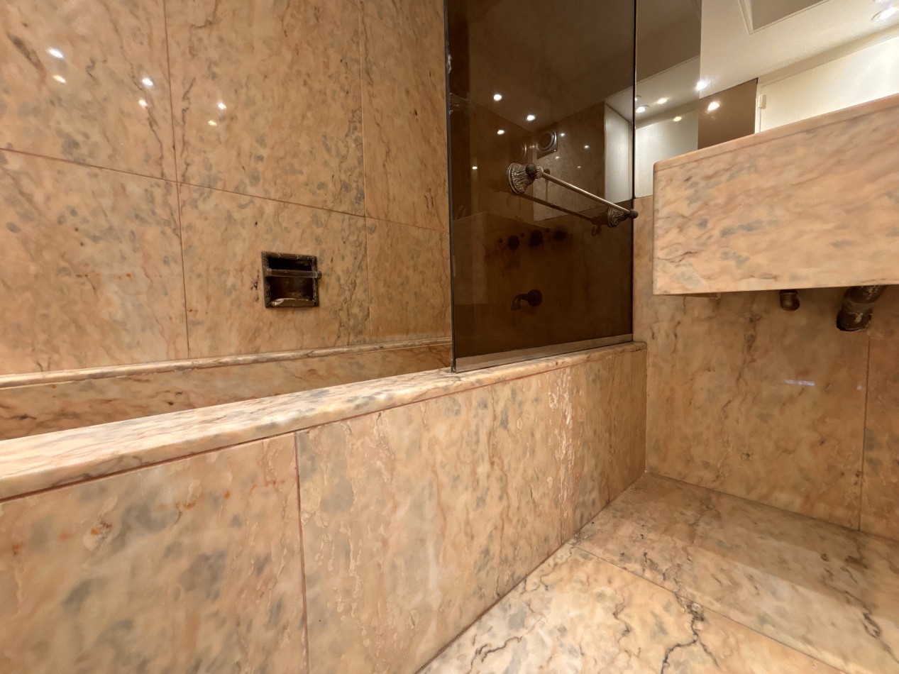 Sofisticado Departamento de 4 Amb. en Venta y Alquiler - Ubicacion Privilegiada