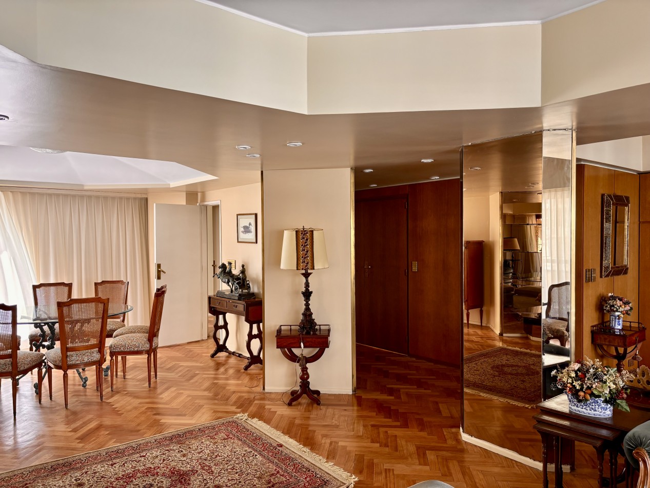 Sofisticado Departamento de 4 Amb. en Venta y Alquiler - Ubicacion Privilegiada