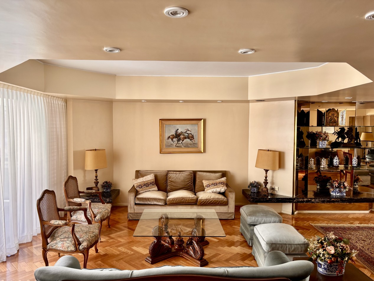 Sofisticado Departamento de 4 Amb. en Venta y Alquiler - Ubicacion Privilegiada