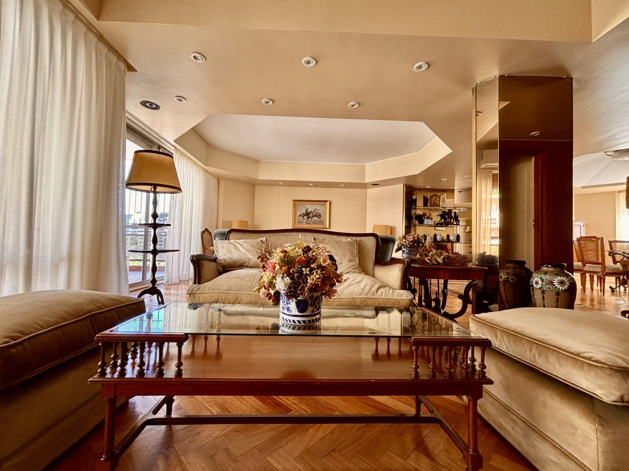 Sofisticado Departamento de 4 Amb. en Venta y Alquiler - Ubicacion Privilegiada