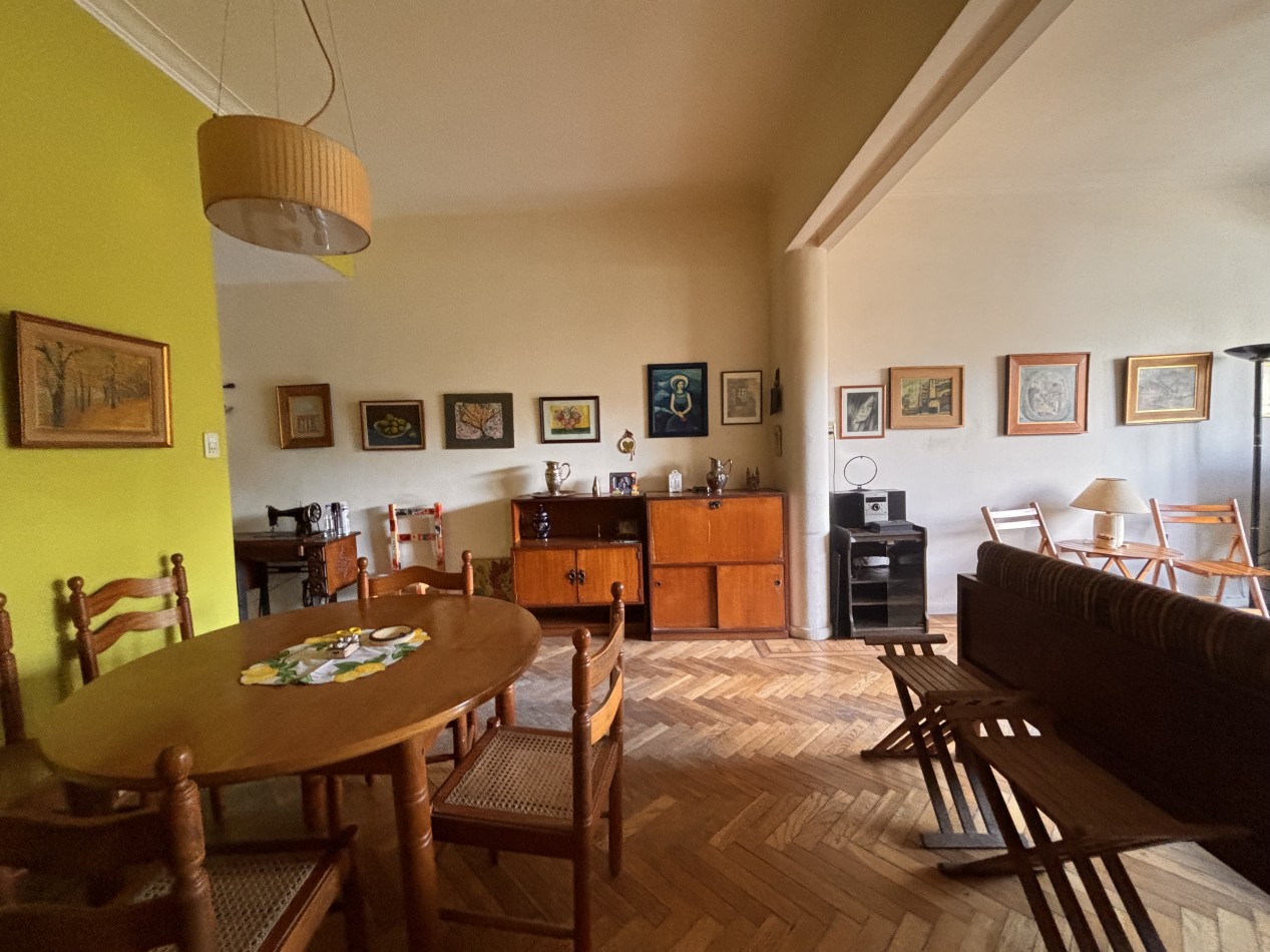 3 ambientes + dependencia con balcon, IDEAL PARA FLIPPING - 80m2 tot.