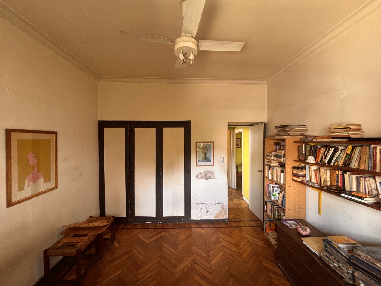 3 ambientes + dependencia con balcon, IDEAL PARA FLIPPING - 80m2 tot.