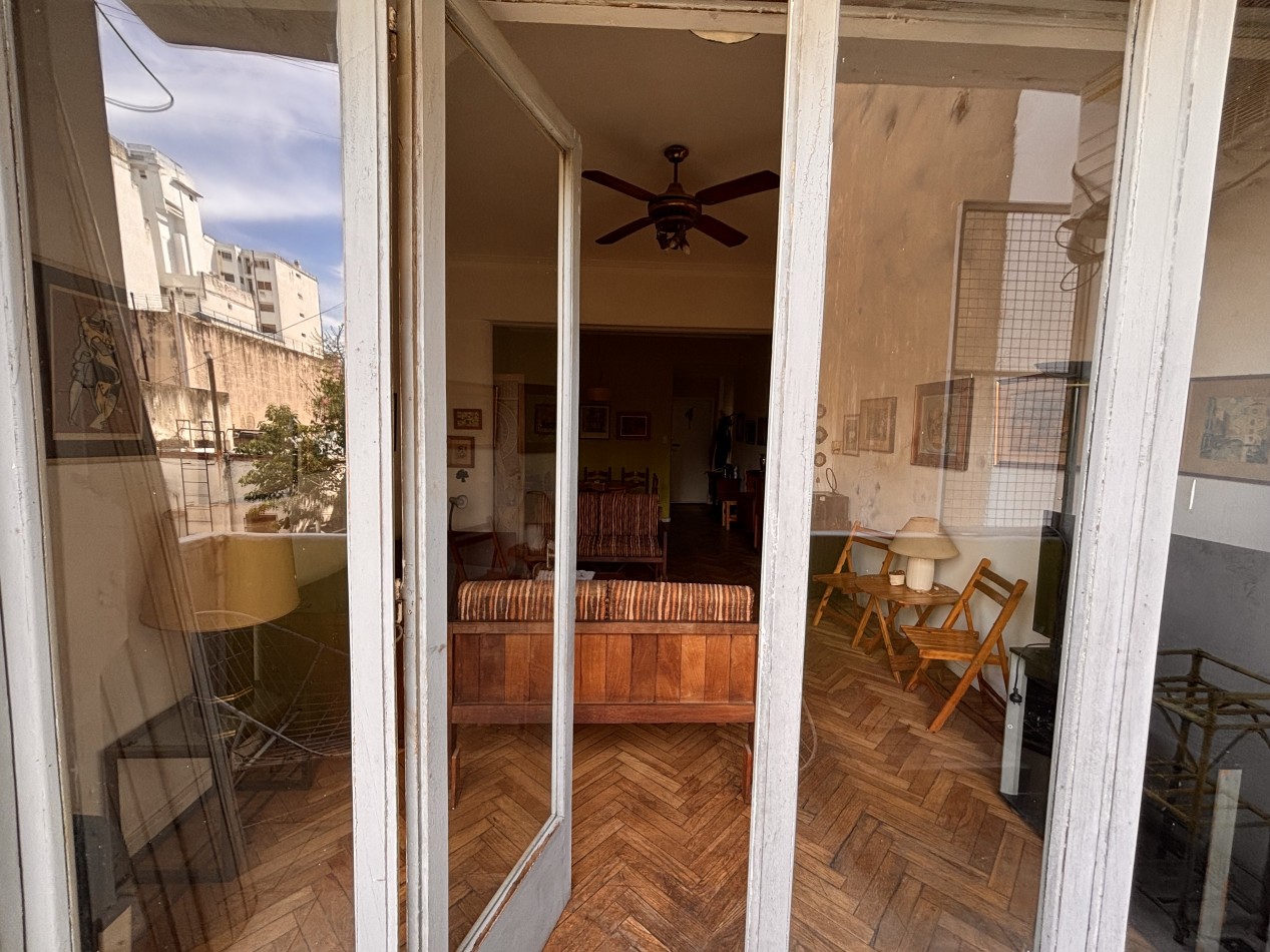 3 ambientes + dependencia con balcon, IDEAL PARA FLIPPING - 80m2 tot.