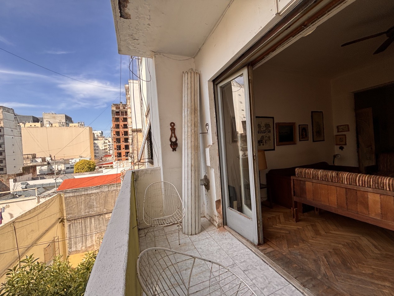 3 ambientes + dependencia con balcon, IDEAL PARA FLIPPING - 80m2 tot.