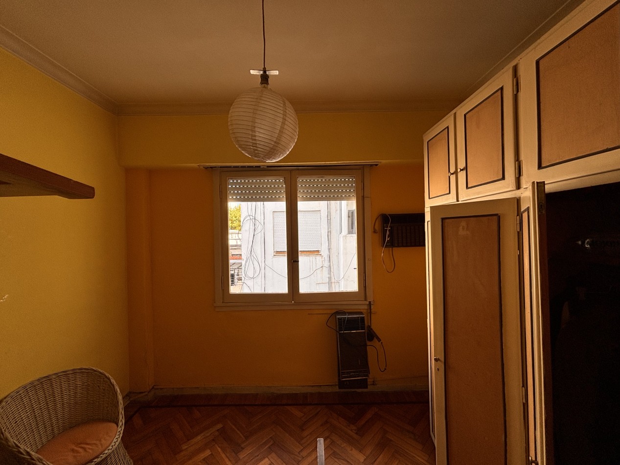 3 ambientes + dependencia con balcon, IDEAL PARA FLIPPING - 80m2 tot.