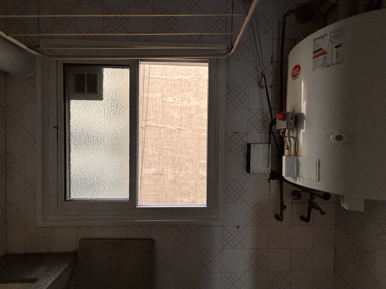 2 ambientes con balcon al frente con vista al Parque Las Heras