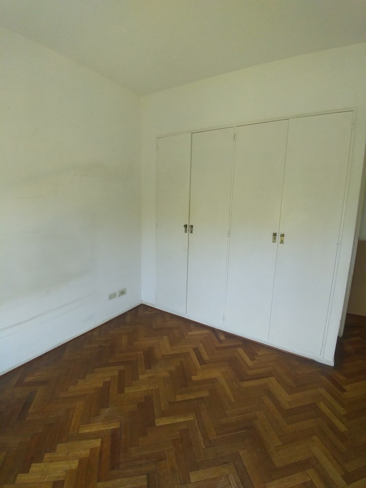 2 ambientes con balcon al frente con vista al Parque Las Heras