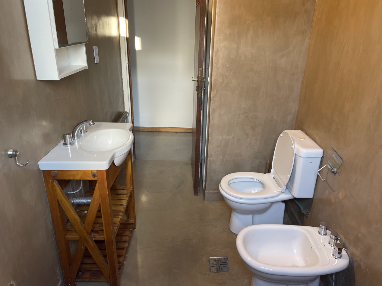 3 ambientes con balcon terraza al frente
