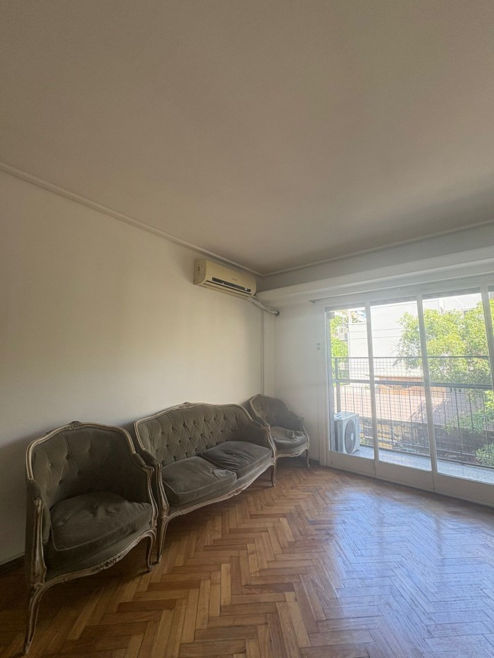 Amplio y comodo 3 ambientes con dependencia al frente