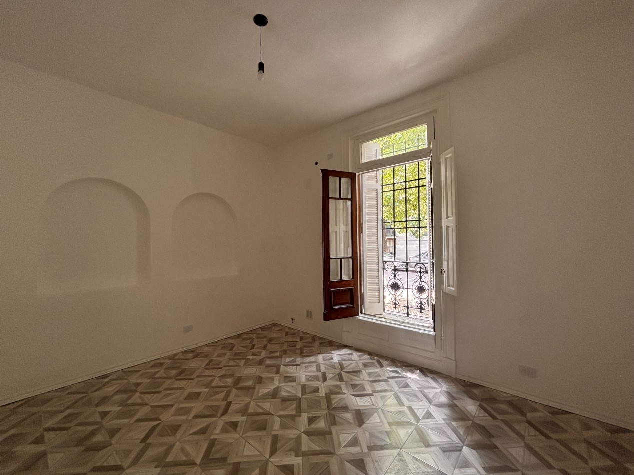 Hermosa casa totalmente reciclada 