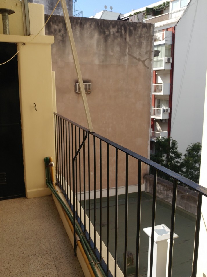 Hermoso y luminoso 2 ambientes con dos balcones 