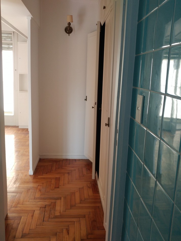 Hermoso y luminoso 2 ambientes con dos balcones 