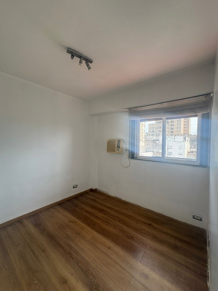 2 ambientes con Cochera piso 10 