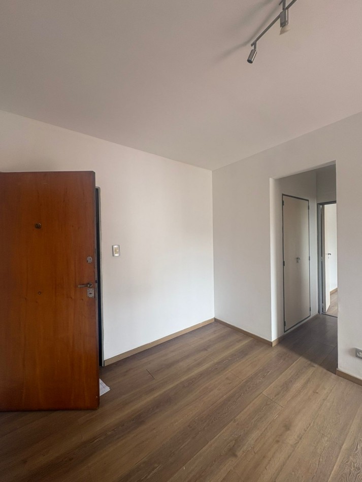 2 ambientes con Cochera piso 10 