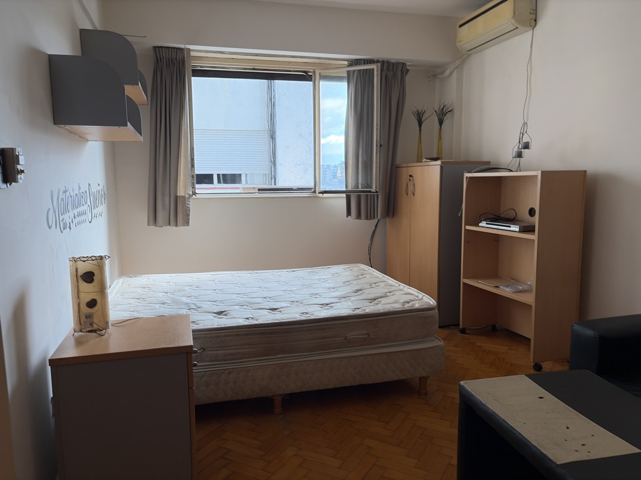 Monoambiente luminoso en muy buena ubicacion 