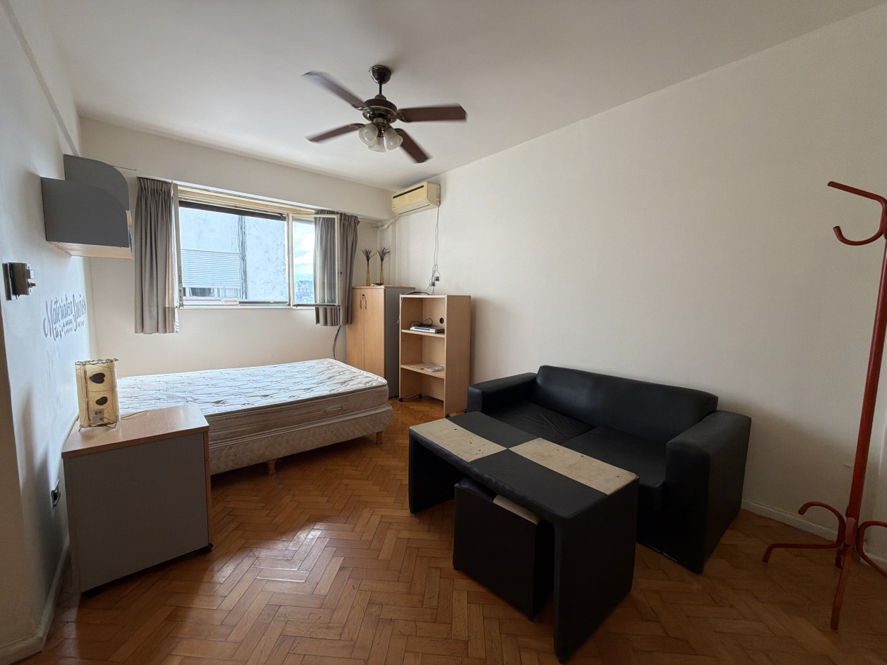 Monoambiente luminoso en muy buena ubicacion 