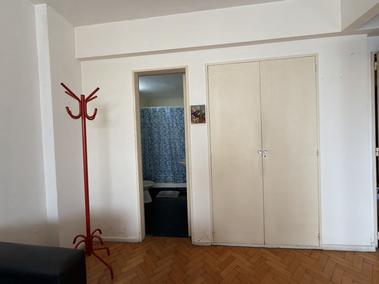 Monoambiente luminoso en muy buena ubicacion 