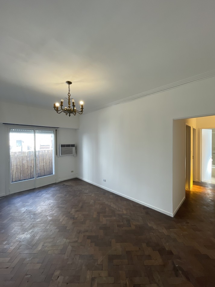 3 ambientes bajas expensas con balcon 