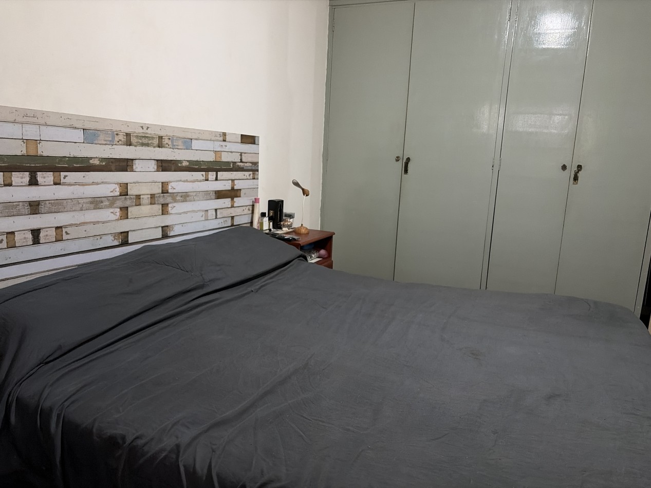 4 ambientes al frente con baño y cocina reciclados