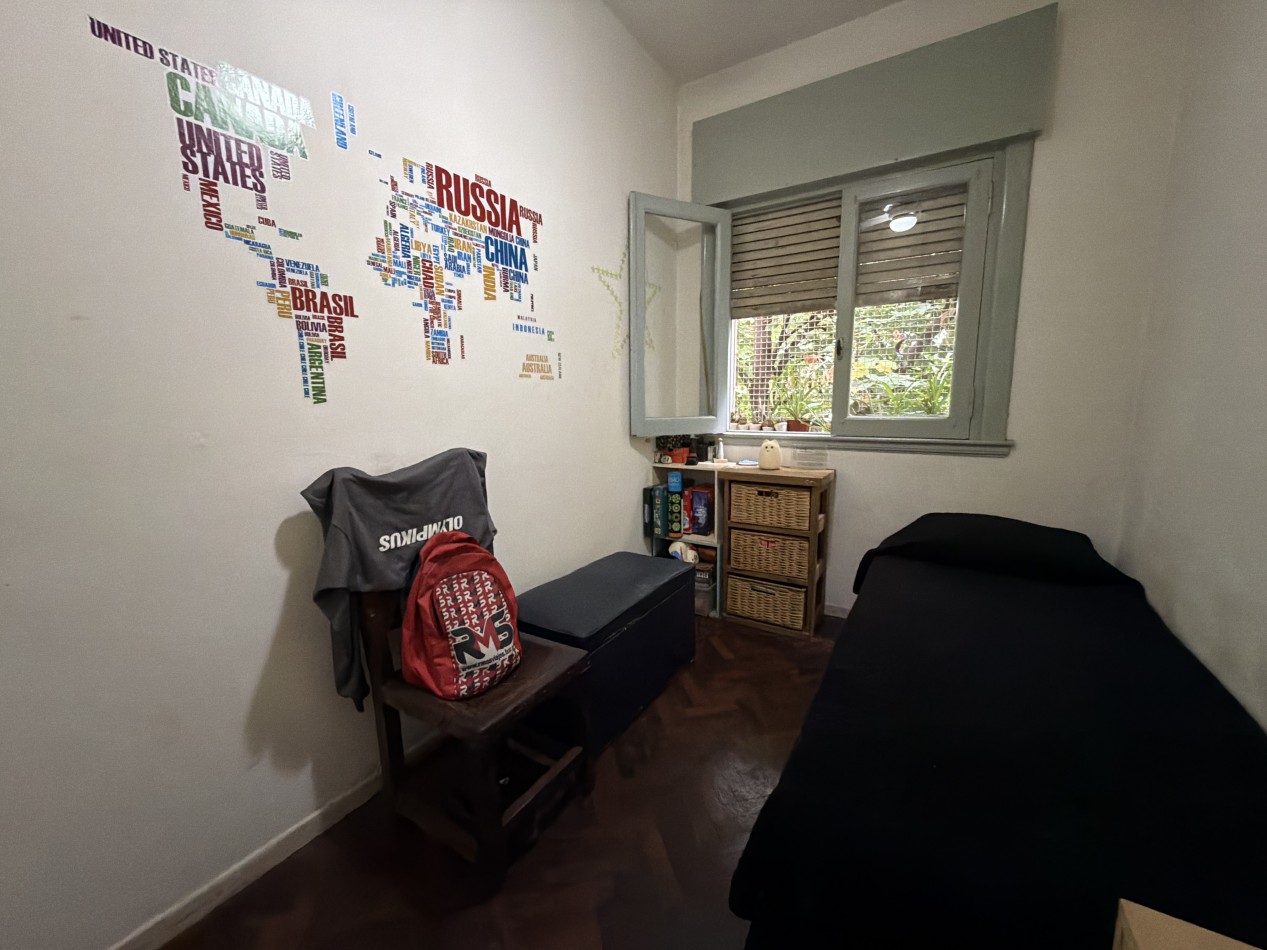 4 ambientes al frente con baño y cocina reciclados