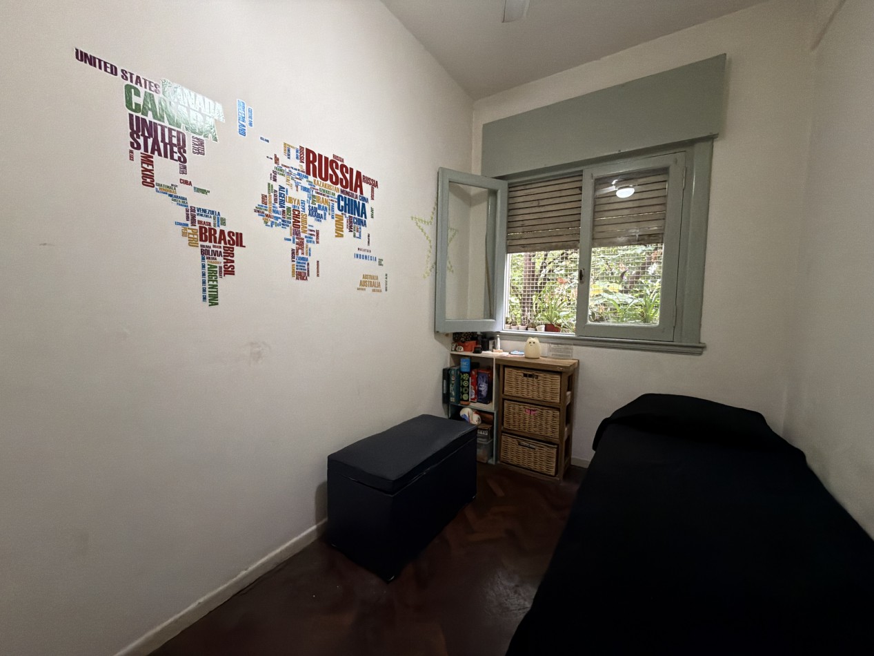 4 ambientes al frente con baño y cocina reciclados