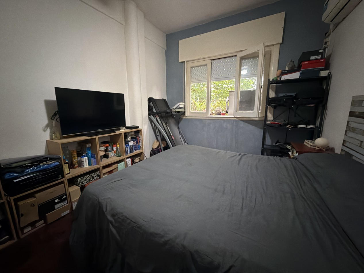 4 ambientes al frente con baño y cocina reciclados