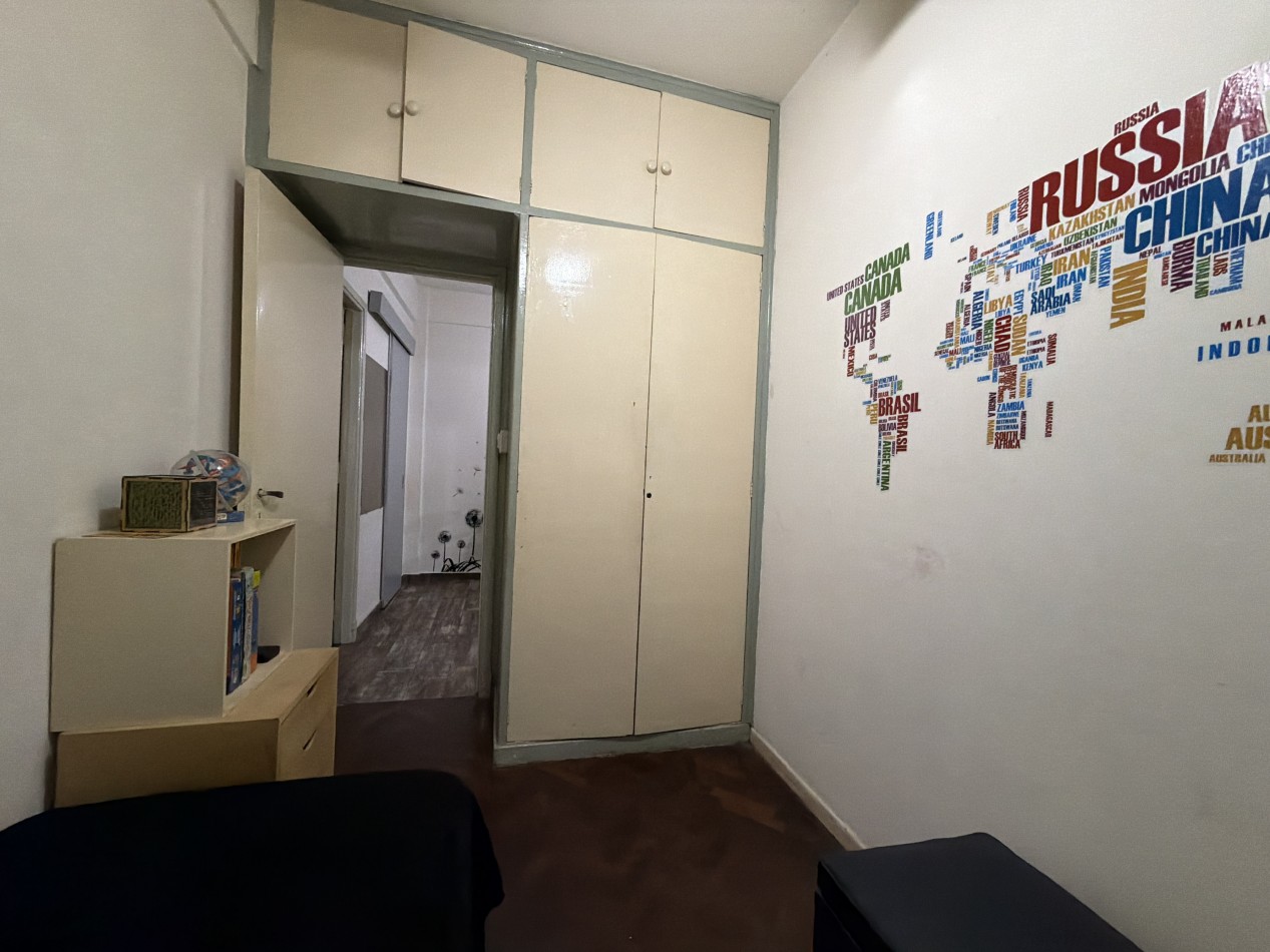 4 ambientes al frente con baño y cocina reciclados