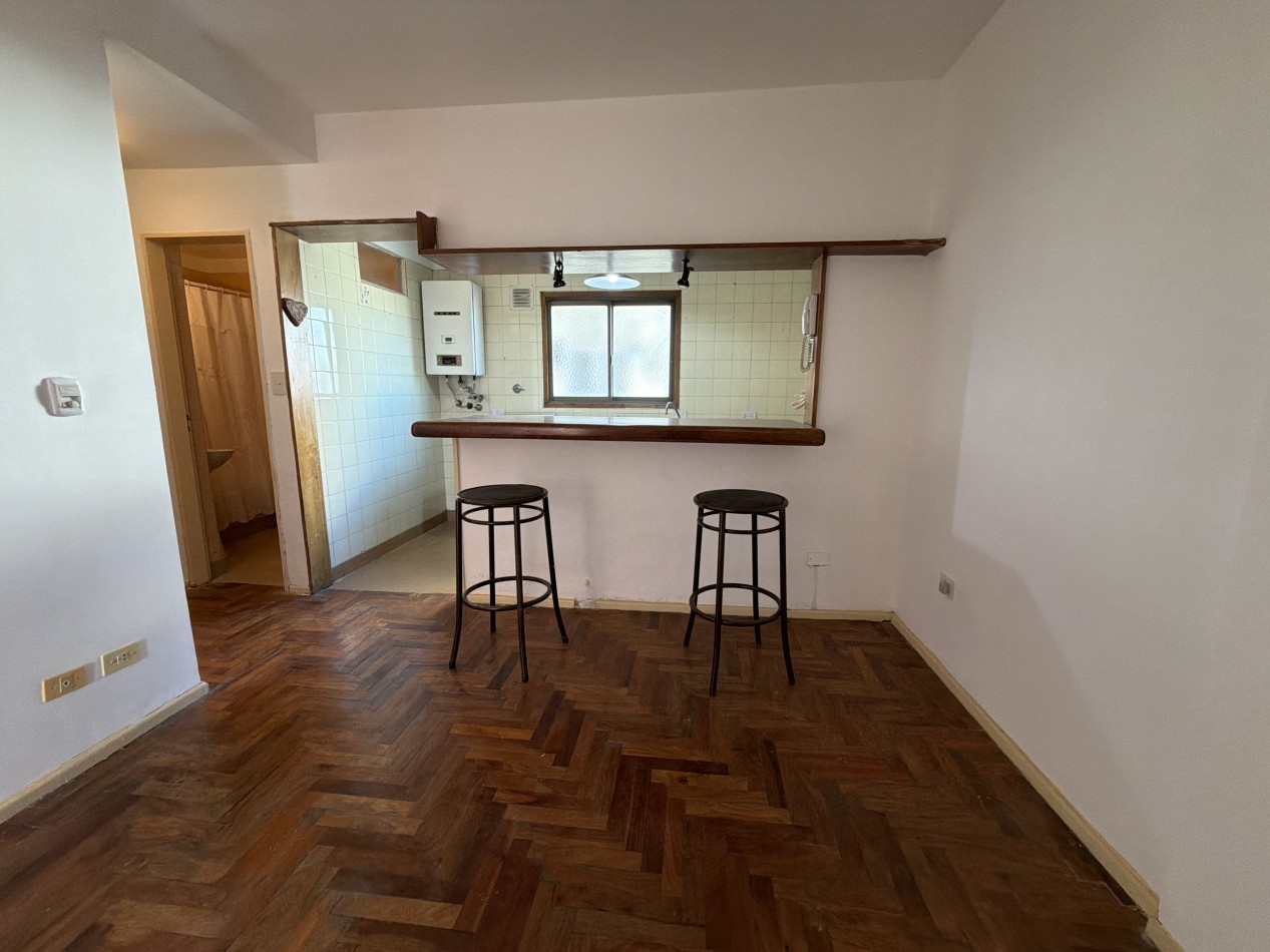 Luminoso y comodo 2 ambientes en venta 