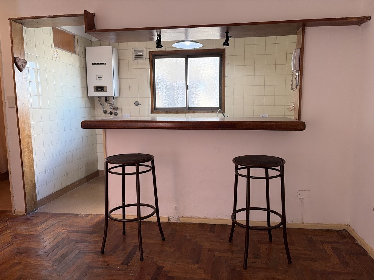 Luminoso y comodo 2 ambientes en venta 