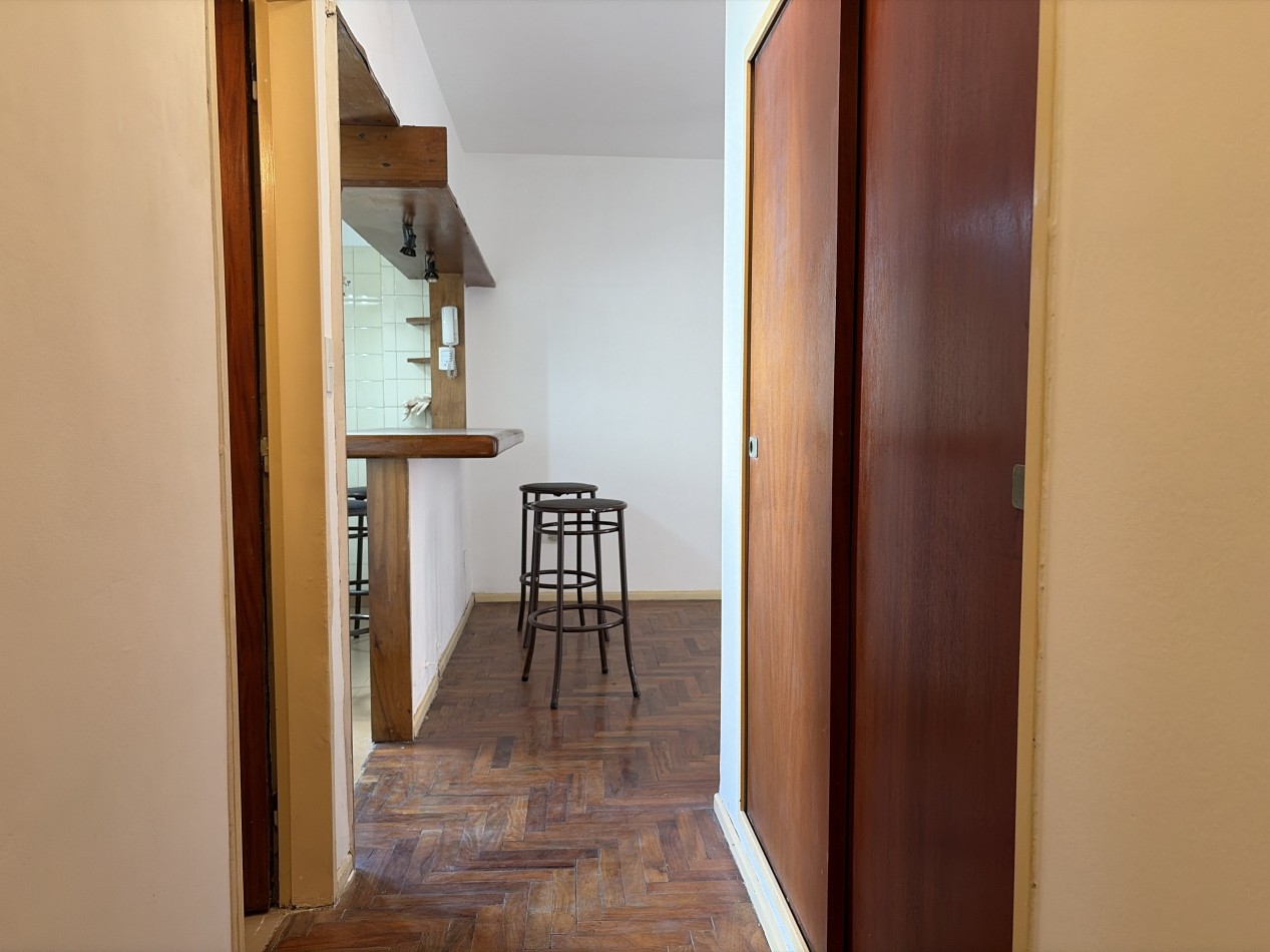 Luminoso y comodo 2 ambientes en venta 