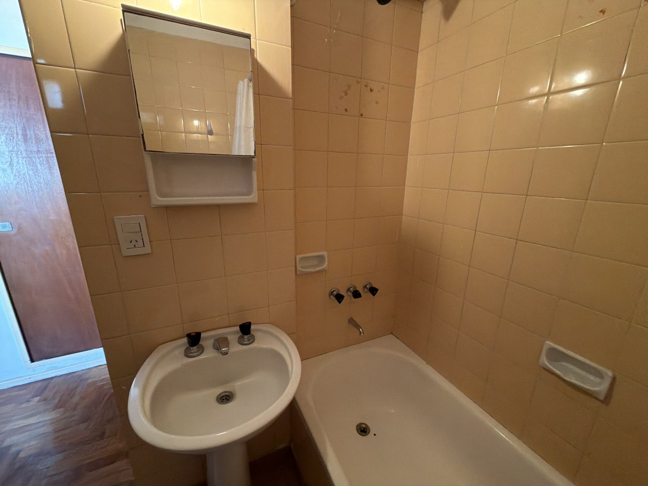 Luminoso y comodo 2 ambientes en venta 