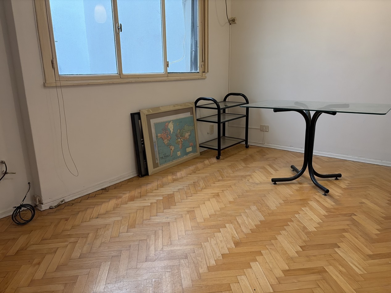 2 ambientes luminoso muy bien ubicados 