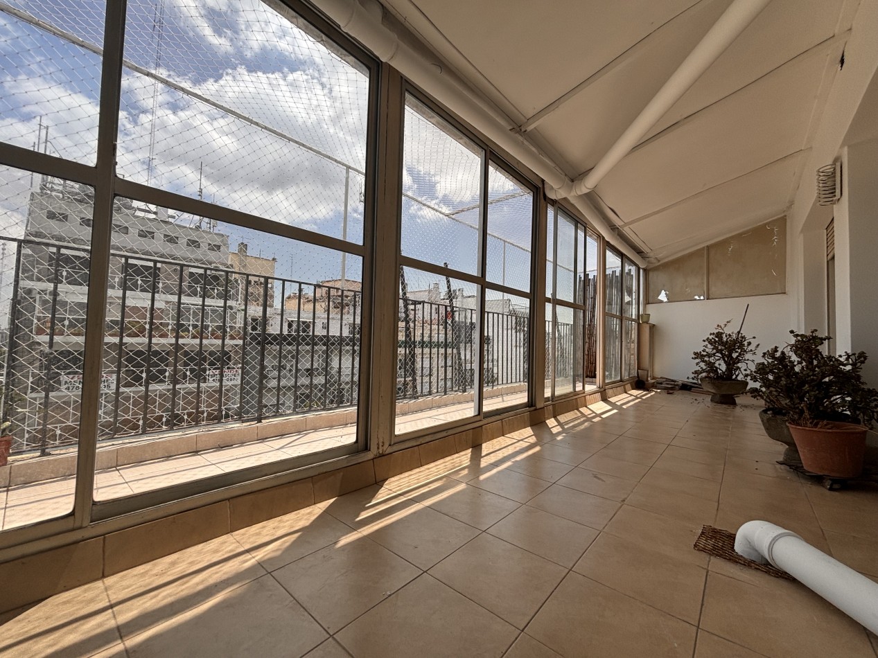 3 ambientes con balcon terraza luz y sol 