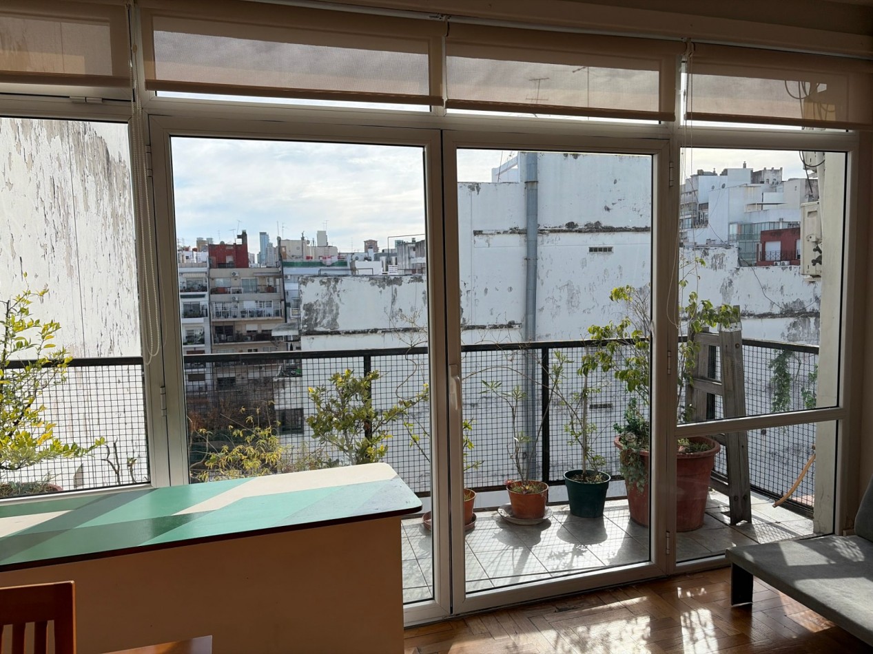 3 ambientes con balcon al contrafrente 