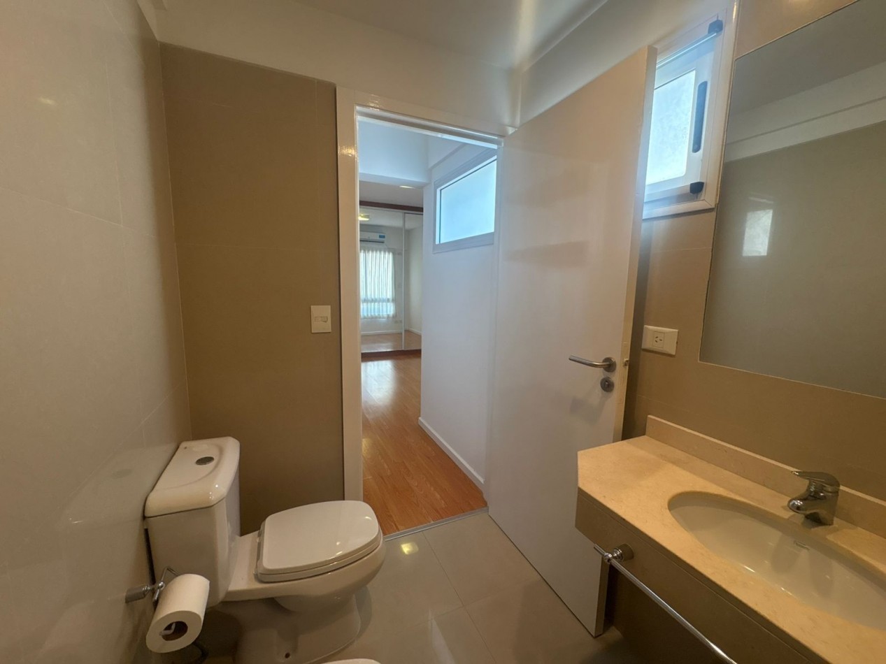 2 ambientes con balcon baño y toilette 