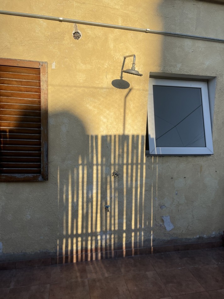 3 ambientes con balcon terraza al frente