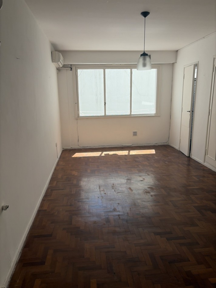 Monoambiente al contrafrente en excelente ubicacion