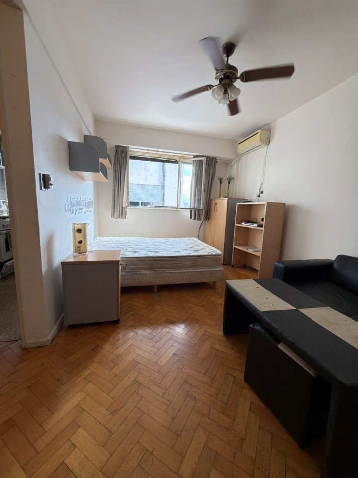 Monoambiente luminoso en muy buena ubicacion 