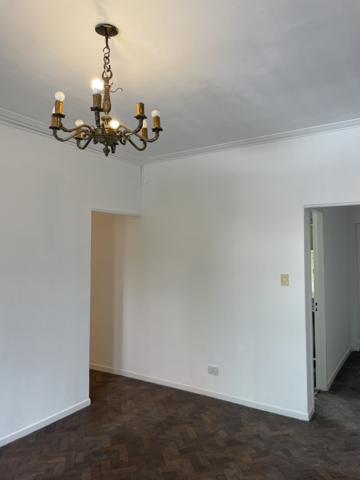 3 ambientes bajas expensas con balcon 