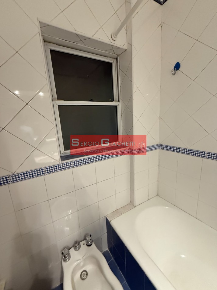 2 ambientes y medio apto profesional excelente ubicacion 