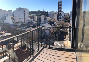 2 ambientes al frente con balcon cochera y toilette