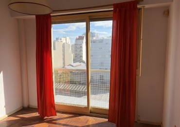 Luminoso y comodo 2 ambientes en venta 