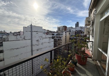 3 ambientes con balcon al contrafrente 